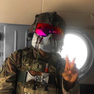 Meet your Posher, Damon